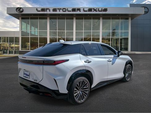 Used 2023 Lexus RZ 450e Premium w/ Accessory Package (A2) AWD/4WD image 3