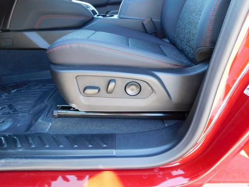 New 2026 Chevrolet Colorado Z71 image 17