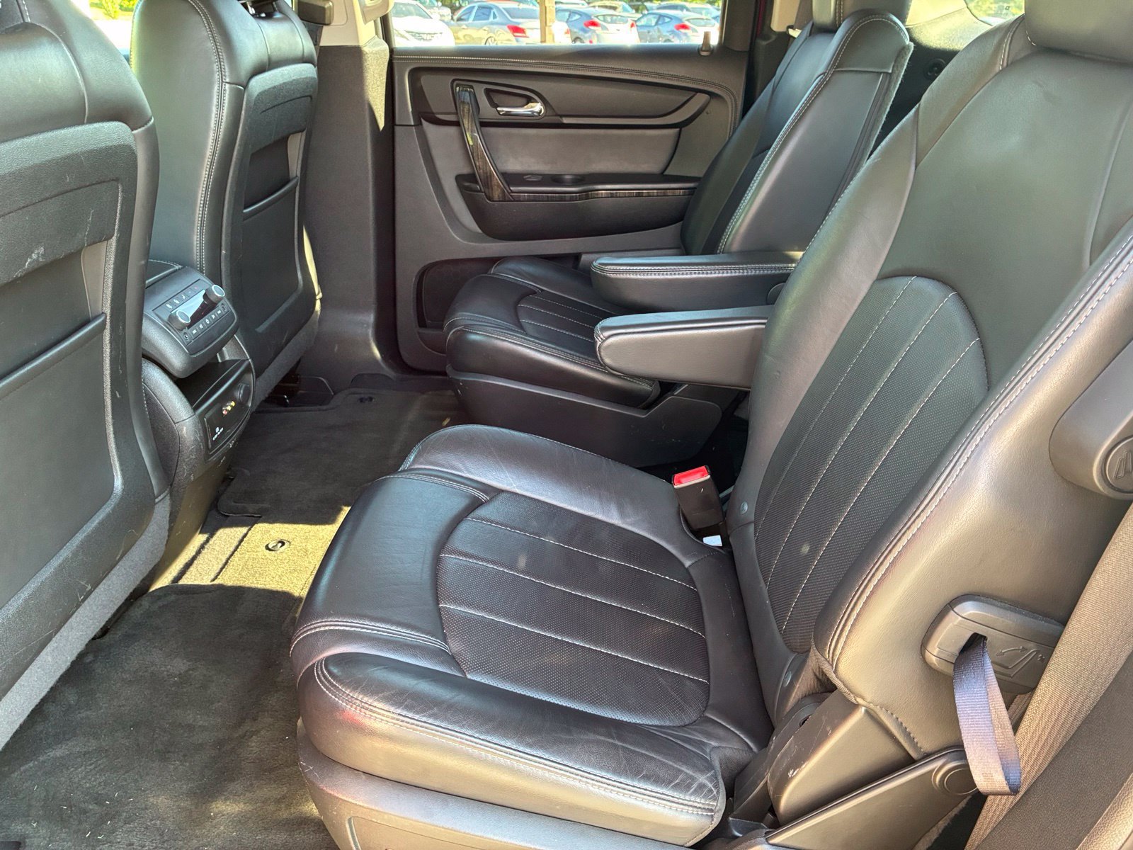 Used 2013 GMC Acadia SLT w/ Technology Package FWD image 15