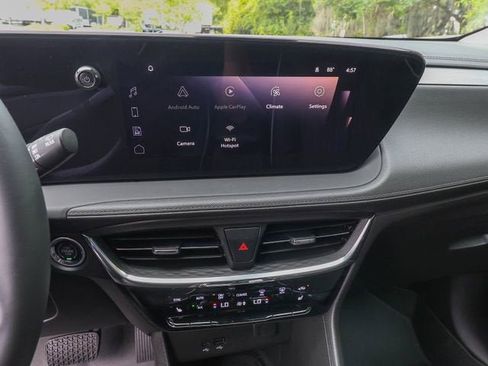 Used 2024 Buick Encore GX Avenir w/ Avenir Technology Package FWD image 19