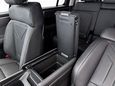 New 2026 Hyundai Santa Fe XRT AWD/4WD image 19