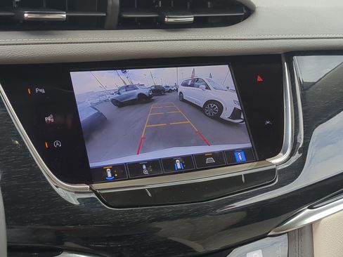 Certified 2023 Cadillac XT6 Premium Luxury w/ Technology Package AWD/4WD image 14