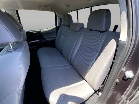 Used 2021 Toyota Tacoma SR5 RWD image 25