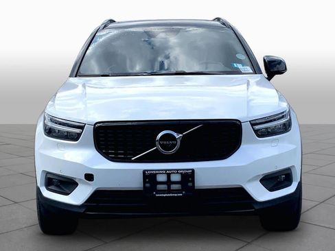 Used 2022 Volvo XC40 T5 R-Design w/ Advanced Package AWD/4WD image 4