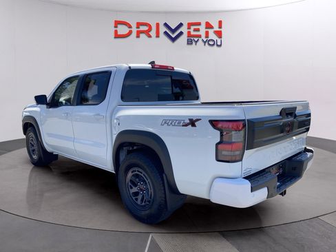 New 2026 Nissan Frontier Pro-X w/ Pro-X Convenience Package RWD image 3