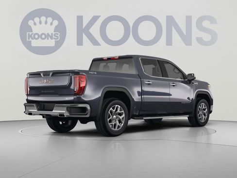 Used 2025 GMC Sierra 1500 SLT RWD image 4