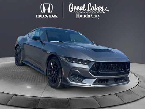 Used 2024 Ford Mustang GT Premium RWD image 1