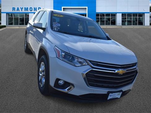 Certified 2019 Chevrolet Traverse LT image 9