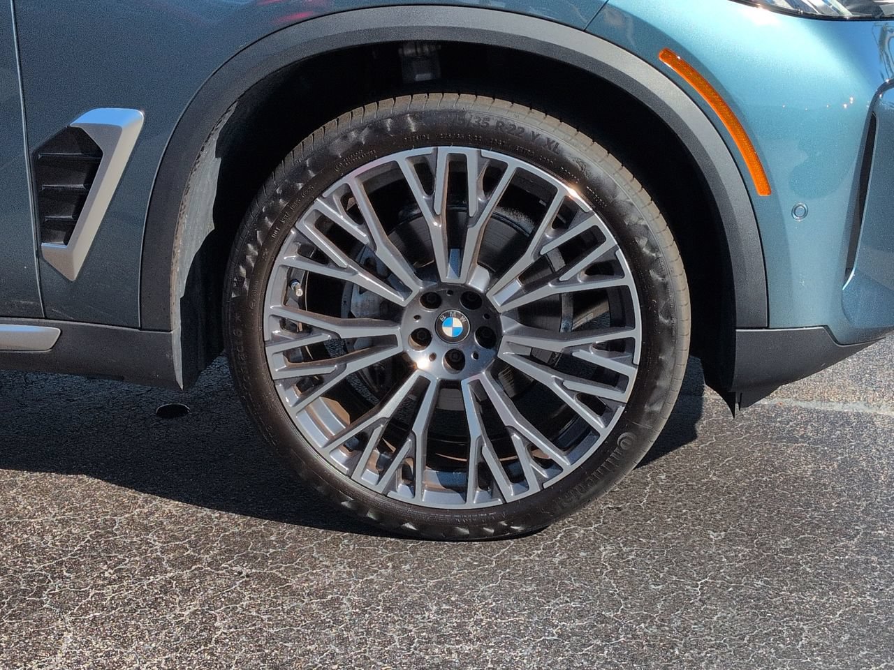 Used 2026 BMW X5 xDrive40i AWD/4WD image 11