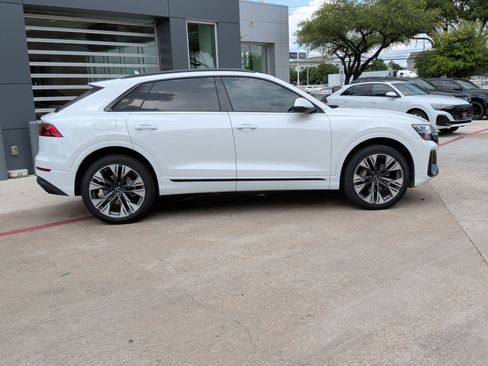 Certified 2024 Audi Q8 Premium w/ Black Optic Package AWD/4WD image 11