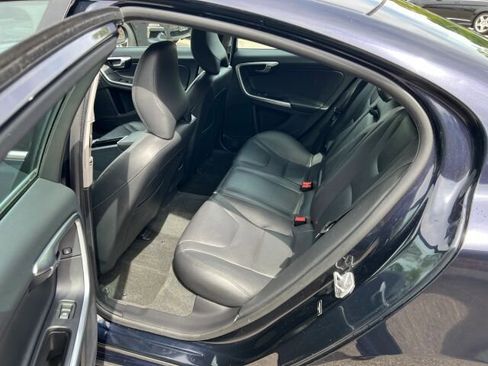 Used 2016 Volvo S60 T5 Premier image 10
