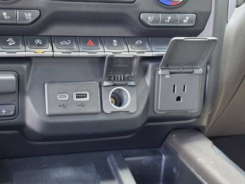 Used 2019 GMC Sierra 1500 SLT w/ SLT Convenience Package AWD/4WD image 26
