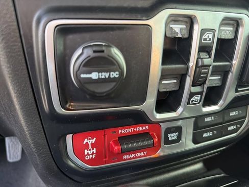 Used 2019 Jeep Wrangler Unlimited Rubicon AWD/4WD image 39