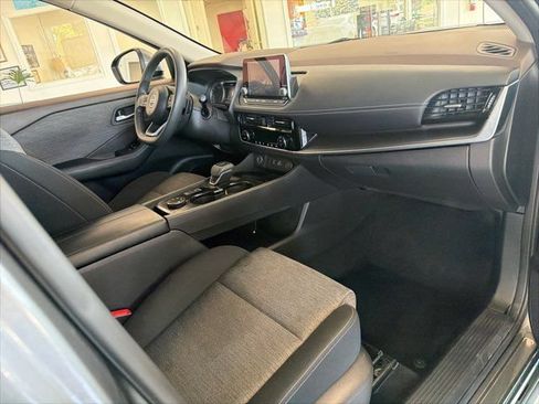 Used 2021 Nissan Rogue SV AWD/4WD image 13