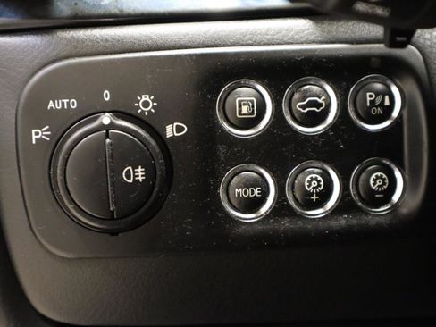 Used 2018 Maserati GranTurismo Sport image 24