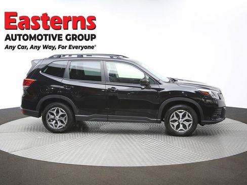 Used 2023 Subaru Forester Premium AWD/4WD image 50