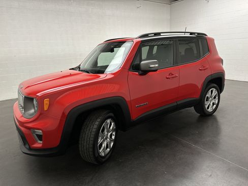 Used 2020 Jeep Renegade Limited w/ UConnect 8.4 Nav Group AWD/4WD image 4