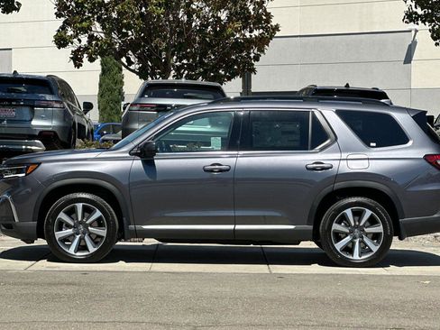 New 2025 Honda Pilot Elite image 7