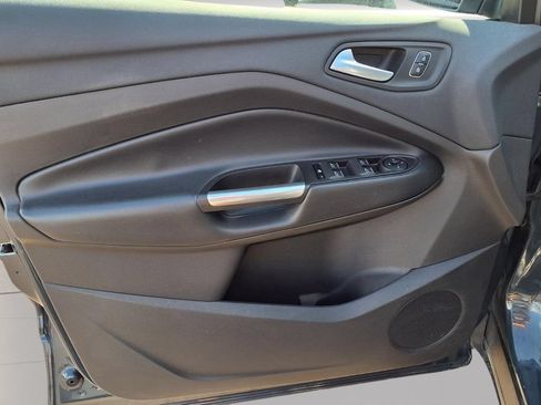 Used 2019 Ford Escape SEL FWD image 14