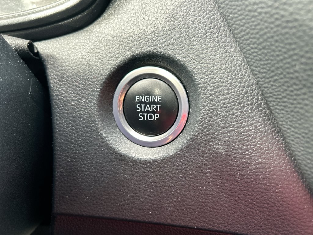 Used 2023 Toyota Corolla SE FWD image 17