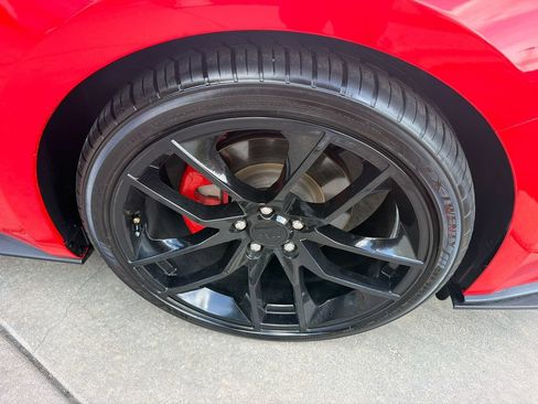 Used 2020 Ford Mustang Premium RWD image 12