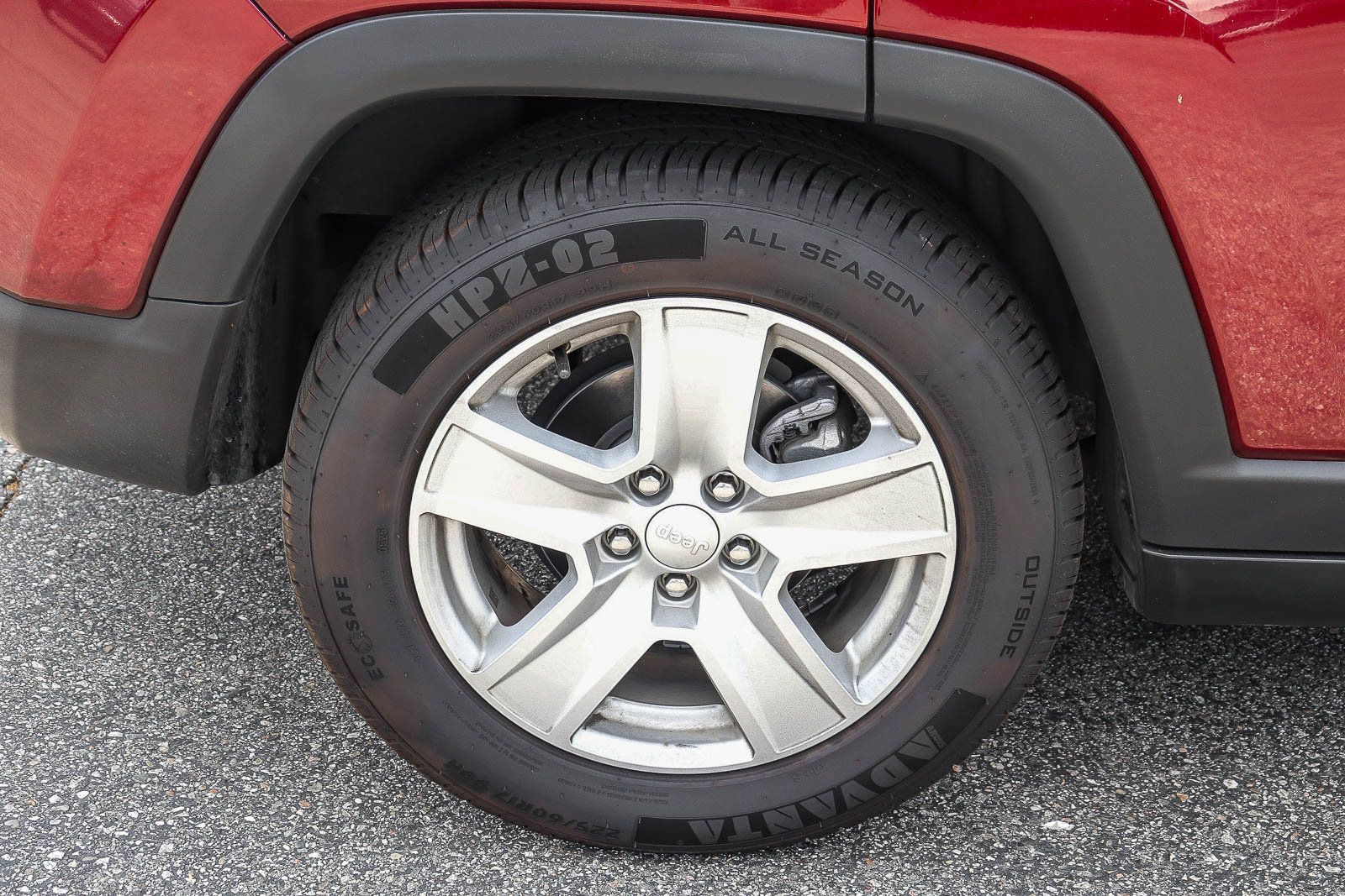 Used 2022 Jeep Compass Latitude FWD image 8