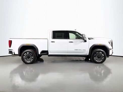 New 2026 GMC Sierra 2500 Denali Ultimate image 8