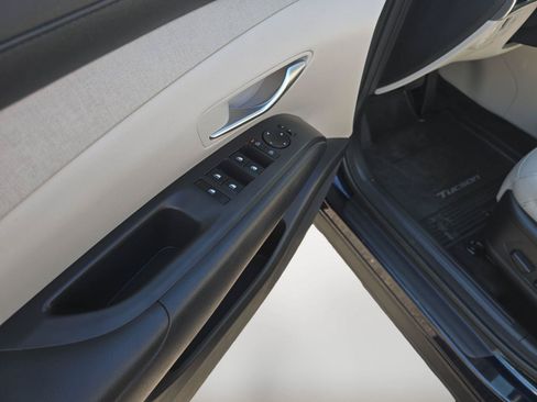 Certified 2025 Hyundai Tucson SEL AWD/4WD image 23
