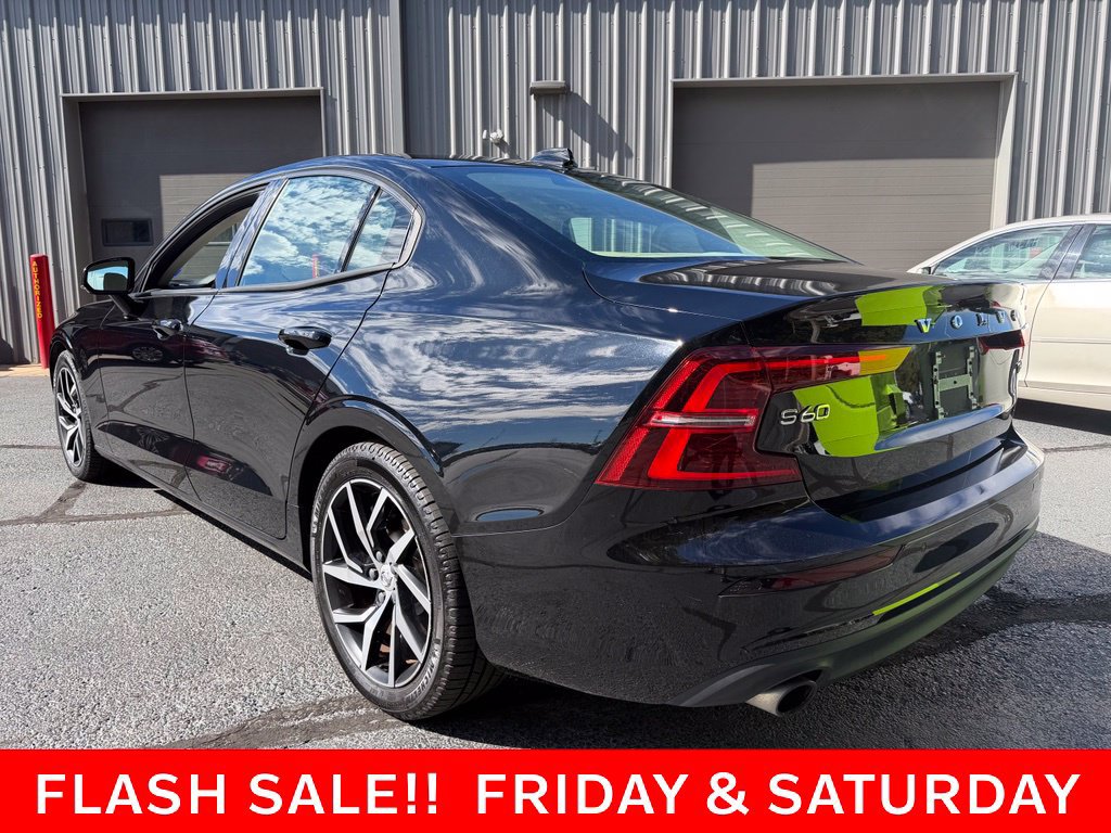 Used 2019 Volvo S60 T6 Momentum w/ Multimedia Package AWD/4WD image 2
