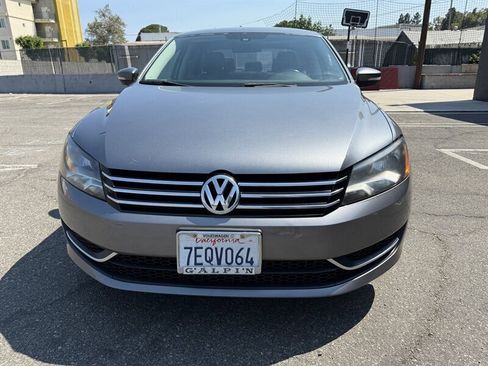 Used 2014 Volkswagen Passat 1.8T Wolfsburg Edition image 2