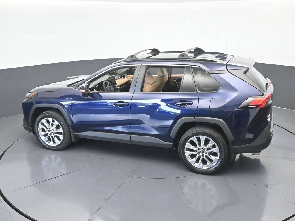 Used 2025 Toyota RAV4 XLE Premium FWD image 50