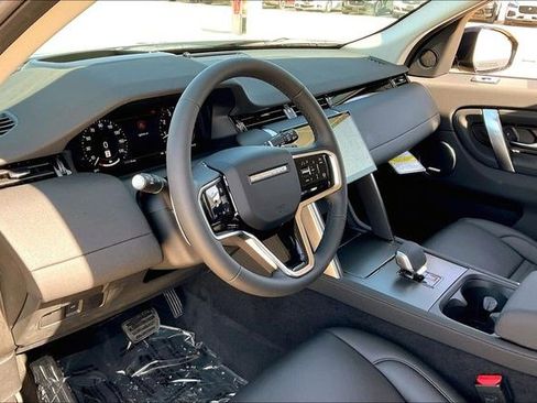 New 2025 Land Rover Discovery Sport S image 7