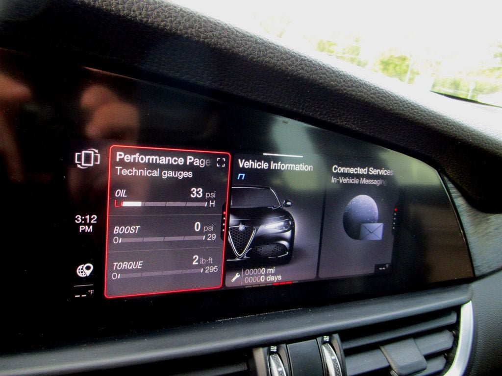 Used 2020 Alfa Romeo Giulia AWD w/ Nero Edizione image 3