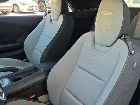 Used 2015 Chevrolet Camaro SS w/ RS Package image 12