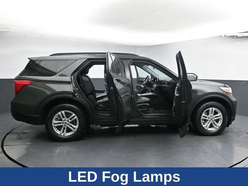 Used 2023 Ford Explorer XLT w/ Equipment Group 202A image 32