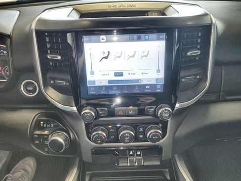Used 2022 RAM 1500 Big Horn AWD/4WD image 19