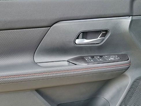 New 2026 Nissan Kicks SR w/ Cold Weather Package image 23