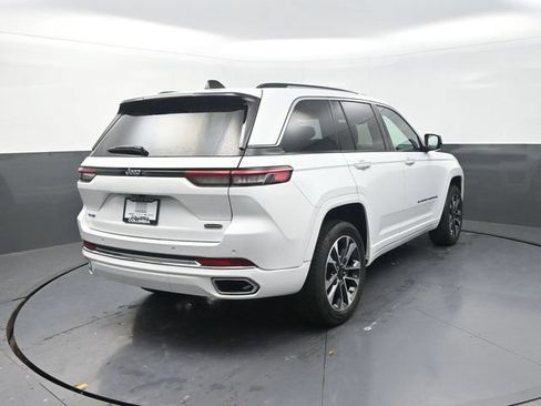 Used 2023 Jeep Grand Cherokee Overland AWD/4WD image 9