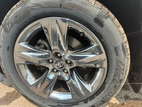 Used 2018 Toyota Highlander Limited Platinum AWD/4WD image 15