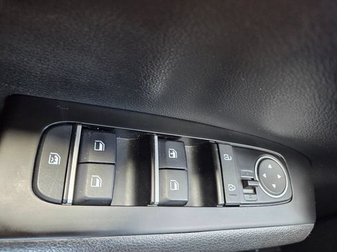 Used 2025 Kia Soul LX w/ LX Technology Package FWD image 20