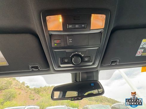 Certified 2022 Toyota Tacoma TRD Off-Road AWD/4WD image 17