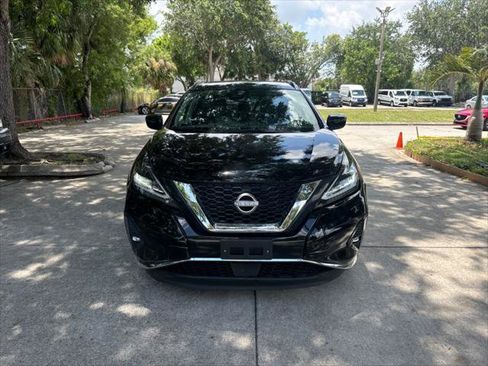 Used 2023 Nissan Murano SV AWD/4WD image 3