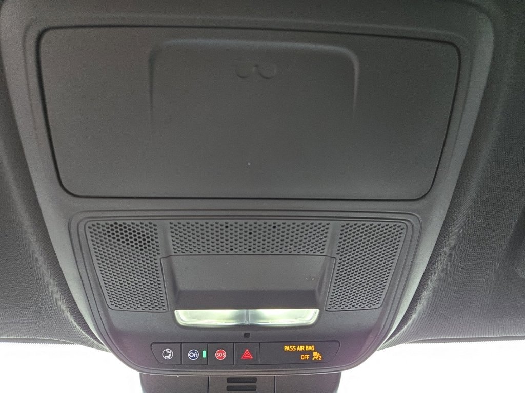 Certified 2024 GMC Acadia AT4 w/ Luxury Package AWD/4WD image 26