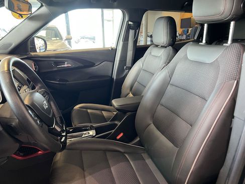 Used 2022 Chevrolet TrailBlazer RS FWD image 38