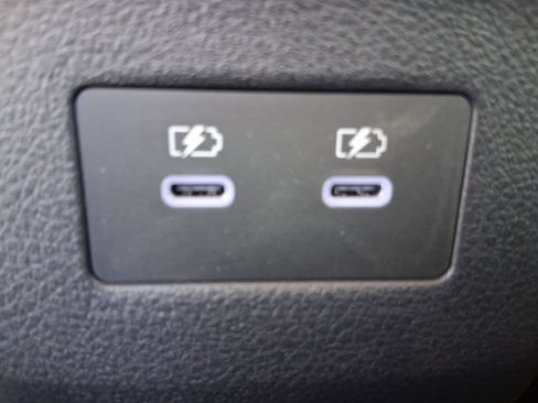 New 2026 Nissan Kicks SR w/ Cold Weather Package FWD image 26