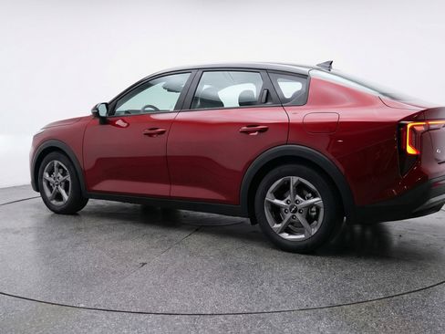 Used 2025 Kia K4 LXS image 6