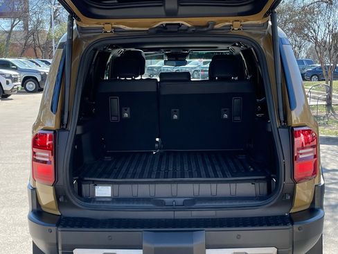 Used 2024 Toyota Land Cruiser image 26