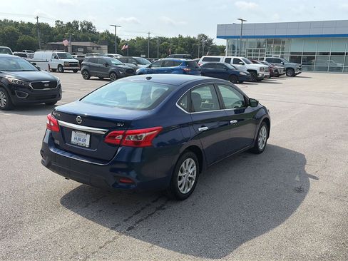 Used 2019 Nissan Sentra SV FWD image 4