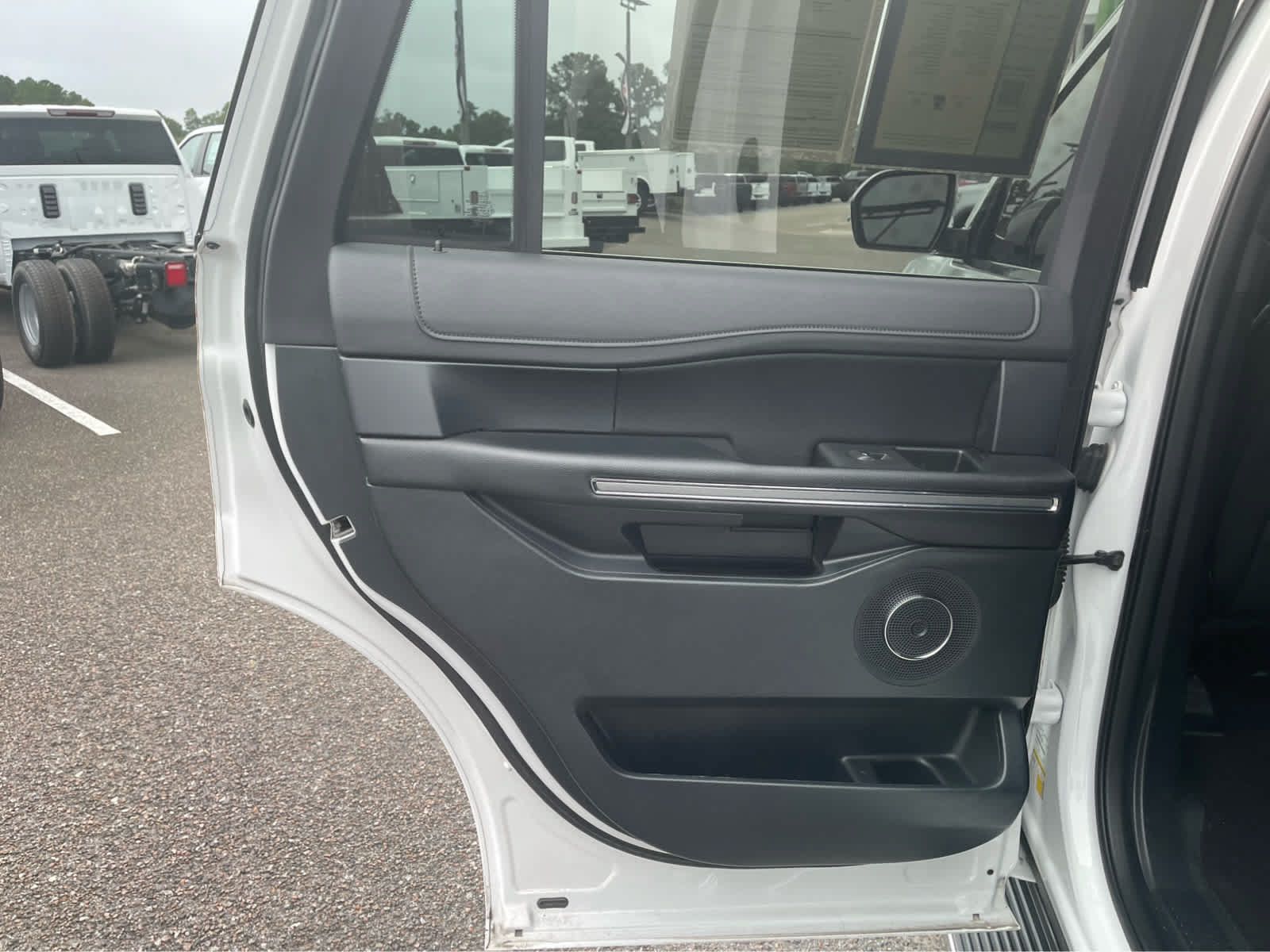 Used 2021 Ford Expedition XLT RWD image 19