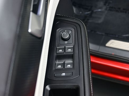 Used 2024 Volkswagen Atlas Cross Sport SEL Premium R-Line image 10